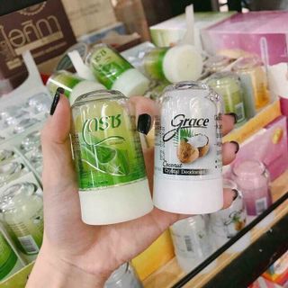 Lăn đá khoáng khử mùi của Thái