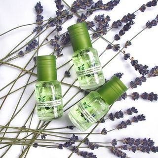 Nước hoa oải hương