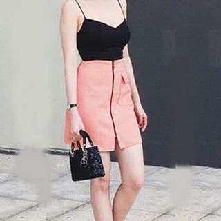 Bộ Áo Và Váy Ngọc Trinh MS 84