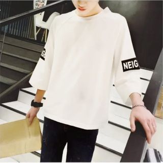 Áo thun họa tiết