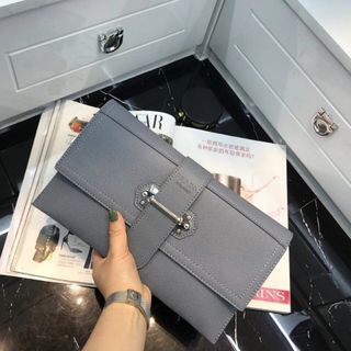 CLUTCH paradaa Size 28