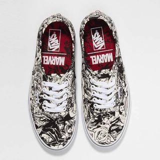 Giày thể thao Vans marvel superf