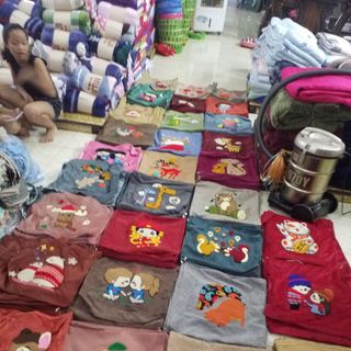 vỏ tụa nỉ nhung/ thô mềm