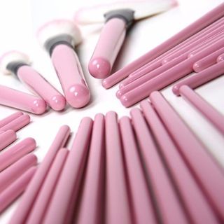 BỘ CỌ 23 MÓN ĐẦY ĐỦ CHO MẶT BẠN LUÔN TƯƠI XINH107MÀU VÀNGĐENHỒNG - 9960107-hong