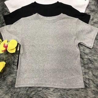 Áo croptop thun gân ngắn tay