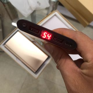 Camera ngụy trang sạc dự phòng 10000mAh độ phân giải fullHD có led hồng ngoại xem đêm