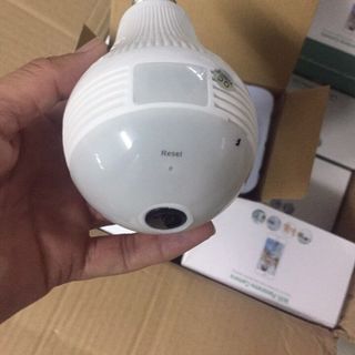 Camera ngụy trang bóng đèn Icsee B13 HD960