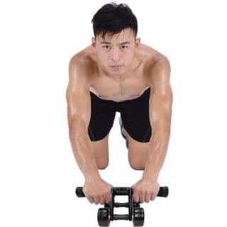 CON LĂN TẬP BỤNG