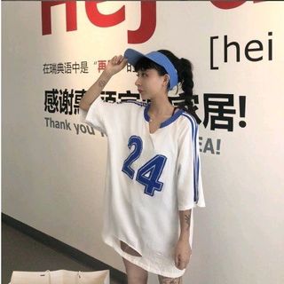 áo thun tay lỡ giấu quần