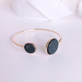 kiềng tay