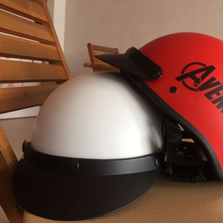 Nón bảo hiểm 1/2 Avengers