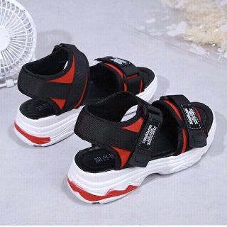 giày sandal đế thô