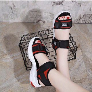 giày sandal đế thô