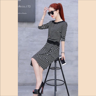 ĐẦM ÔM TAY DÀI PHỐI NỊT ĐEN