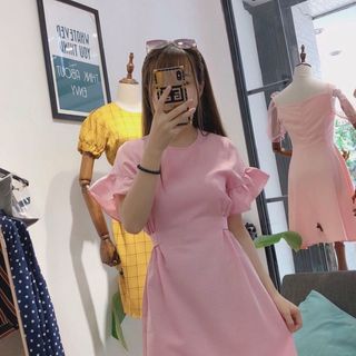 Đầm Caro Tay Loe Kèm Dây Thắt Eo