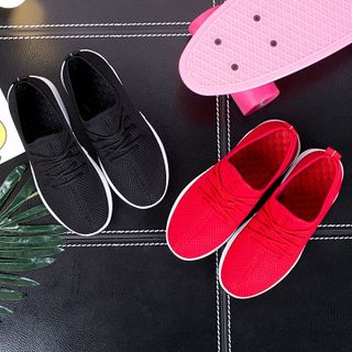 GIẦY THỂ THAO NỮ