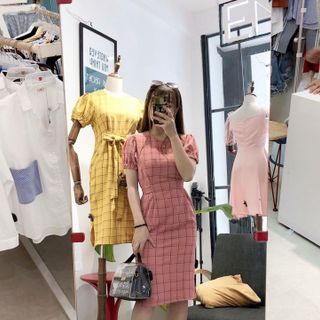 Đầm Caro Tay Phồng Giáng Ôm