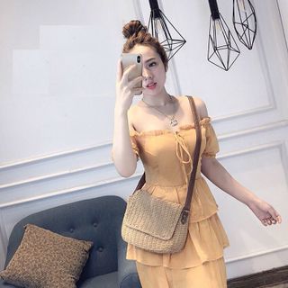 Đầm Trể Vai Tầng