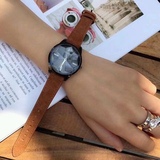 Đồng hồ Swarovskii dây lộn