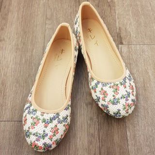 Giày búp bê Kirei si hoa - LP nhí MB008 đục lỗ nền