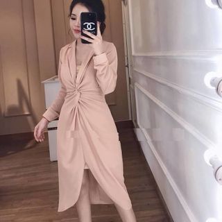 Đầm Body Xoắn Eo Dài Tay
