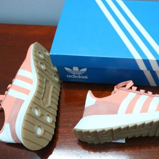 Giày Thể Thao nữ