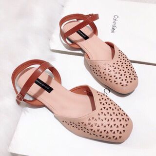 giày sandal bít mui