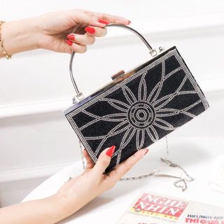 ví dựa tiệc siêu sang