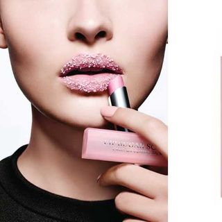 SON TẨY TẾ BÀO CHẾT MÔI DIOR LIP SUGAR SCRUB