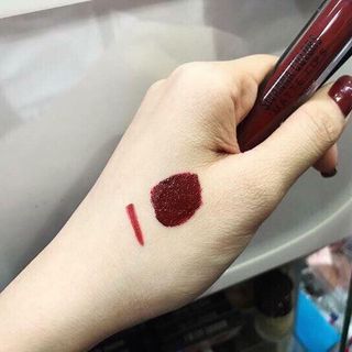 Set son kem lì và chì kẻ viền môi Sivanna Duo Color matte lips