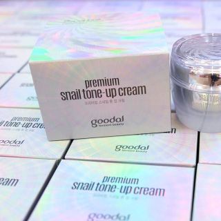 Mỹ phẩm chăm sóc da giá sỉ