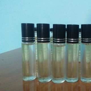 Chai bi lăn môi dầu dừa nguyên chất