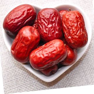 Táo đỏ tân cương