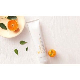 Sữa Rửa Mặt Làm Trắng Se Lỗ Chân Lông Innisfreee White Pore Facial Cleanser 150ml giá sỉ