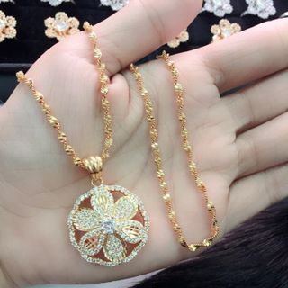 Dây chuyền xoắn mặt hoa mai full đá 025