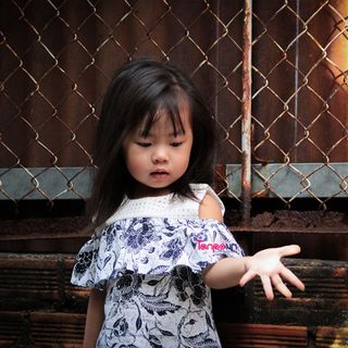 Đầm bèo hở vai phối ren