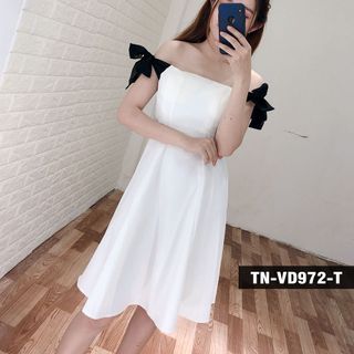 Đầm Cúp Ngực Cột Nơ Tay 972