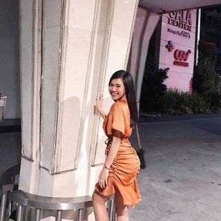 JUM NHÚM LỤA