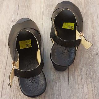 Sandal nữ cao gót Kirei - KT đế xuồng 5p quai chéo D185SC
