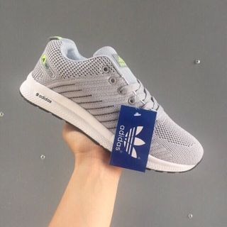 Das 687 nữ về 4 màu