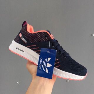 Das 687 nữ về 4 màu