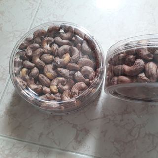 Hạt điều rang muối Bà Tư Bình Phước - hộp 500gr Loại1 hay còn gọi là Loại A cồ