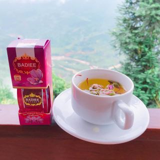 Saffron Badiee loại Negin sợi dài to tốt nhất nhập trực tiếp từ Iran Hàng đóng gói trực tiếp tại Iran