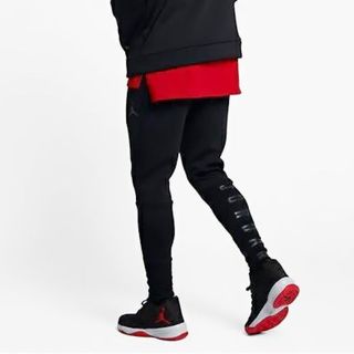 QUẦN JOGGER NỈ IN CHỮ CÁ TÍNH