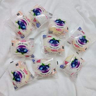 Bánh bông lan Việt Quất Kong