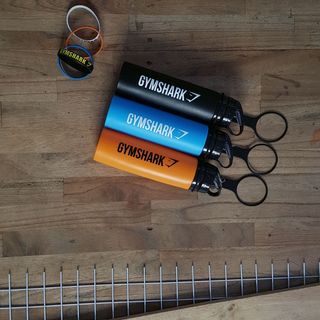 bình nước gymshark