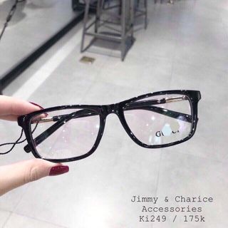 mắt kính cận ngố gọng tròn