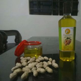 Dầu lạc nguyên chất HATIVINA 500ml