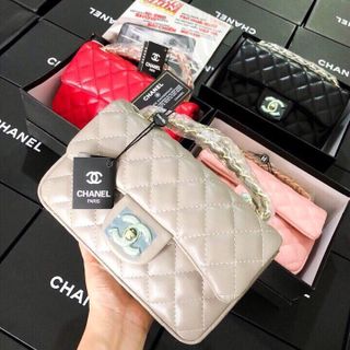 túi xách ra tỉnh có lót đỏ