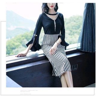 ĐẦM DỰ TIỆC CỔ KẾT HẠT ĐÁ